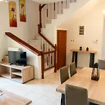 Anthemia Luxurious Nea Iraklitsa