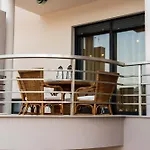 Anthemia Luxurious فيلة Nea Iraklitsa