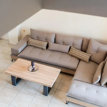 Anthemia Luxurious *