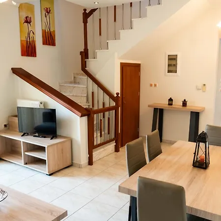 Anthemia Luxurious Nea Iraklitsa