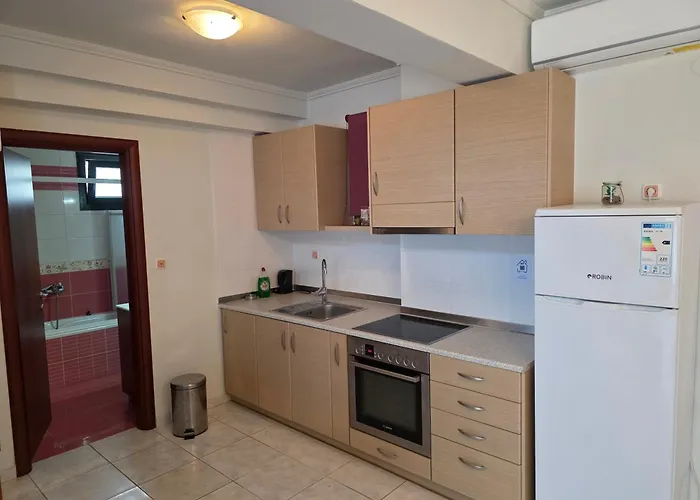 Anthemia Luxurious Nea Iraklitsa