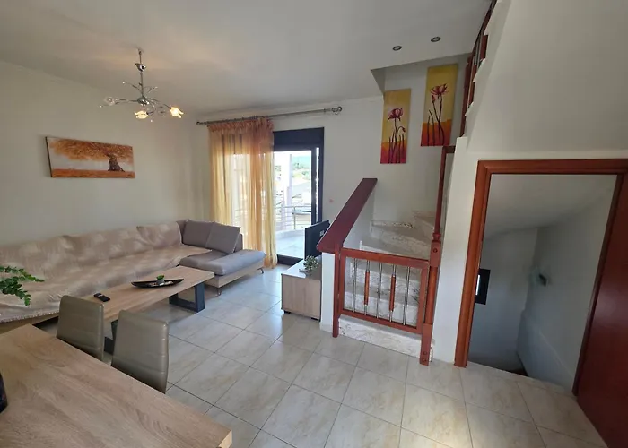 Anthemia Luxurious *